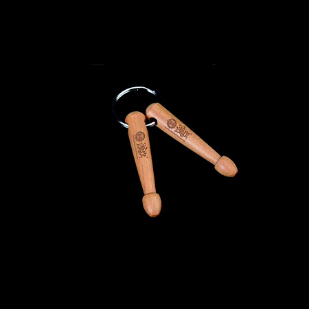 181401 Брелок для ключей, два кончика барабанных палочек. HUN