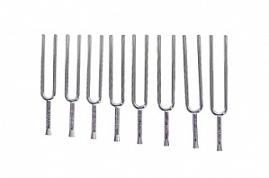 924440-08 Набор камертонов 8 штук диатонический C'-C" A'= 440Гц, в футляре, Wittner