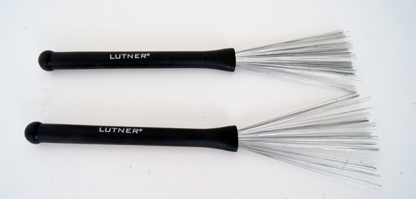 SV503 Щетки для барабана металлические Lutner