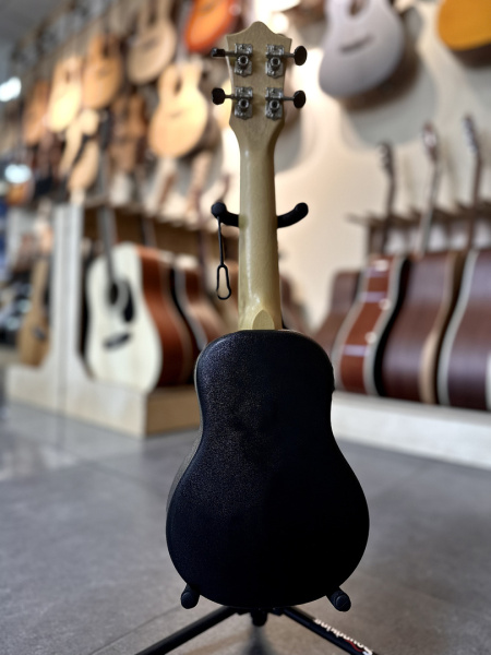 TUS-55 AMARA Укулеле Travel, сопрано, пластик, чехол в комплекте, FLIGHT