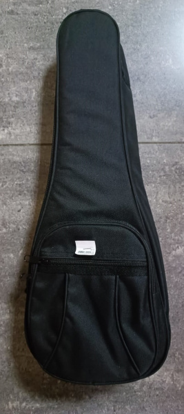 ЧУ3-Черный Чехол для укулеле сопрано, полужеский (15мм), цвет черный, SOLO