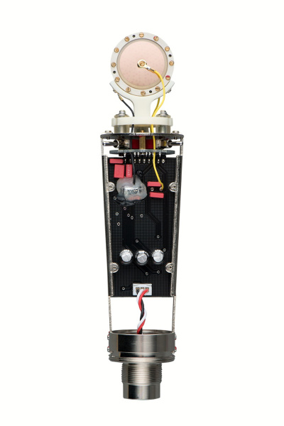 WA-47jr Студийный конденсаторный FET микрофон и широкой мембраной. WARM AUDIO