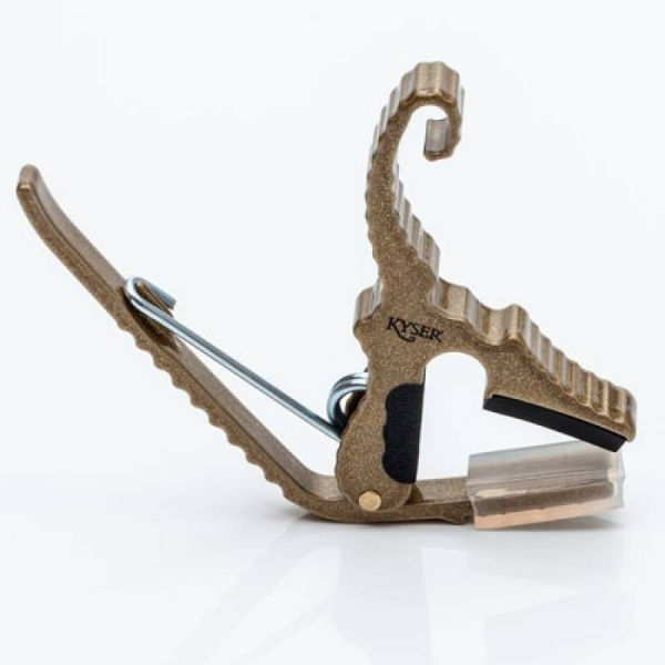 KG3G каподастр на 3 струны для акустической гитары. Подходит для пониженного строя (Drop D). KYSER