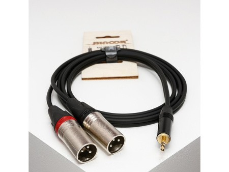 MJ2XM-1,5m Y-кабель 3,5 мм мини-джек - 2 XLR"папа", 1,5 м. SHNOOR