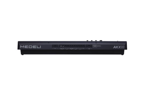 AKX 10 Синтезатор c большими возможностями, 61 клавиша, Medeli