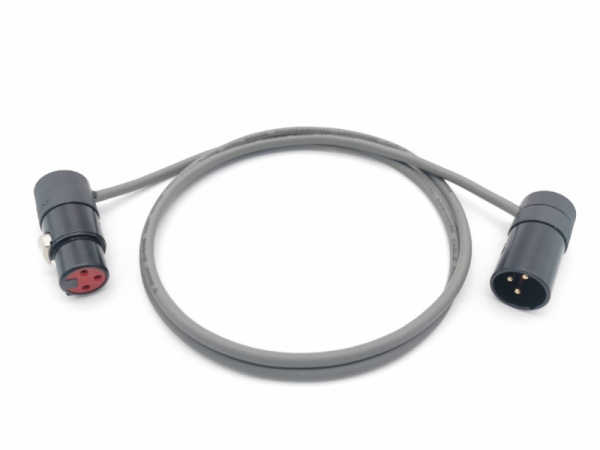 E73-XLR-MR-FR-0100-8 Кабель микрофонный XLR-MR-FR угловые, 1м, ZZcable