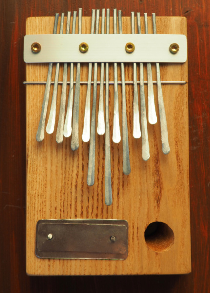 Y-Mbira-ash-ny-15 мбира (калимба) нюнга-нюнга, ясень, 15 нот, yeti Kalimbas