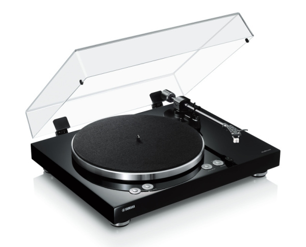 TT-S303 Виниловый проигрыватель пластинок. Yamaha