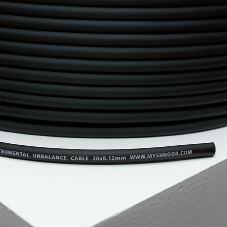 124 BLK  Кабель инструментальный 2,4мм, d6, чёрный, SHNOOR 