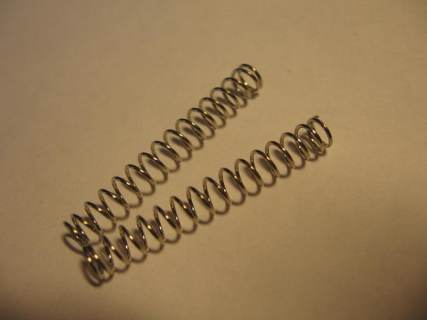 PG-42 Пружина Scud для крепления хамбакера на рамке, 1 шт.(Made in Japan). GOTOH