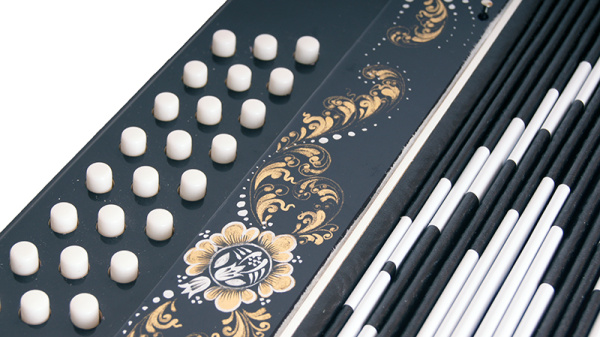 S6XL-A-BLACK Гармонь "Чайка 204" 25х25-II, черная,  в комплекте футляр, ремни, Шуйская гармонь