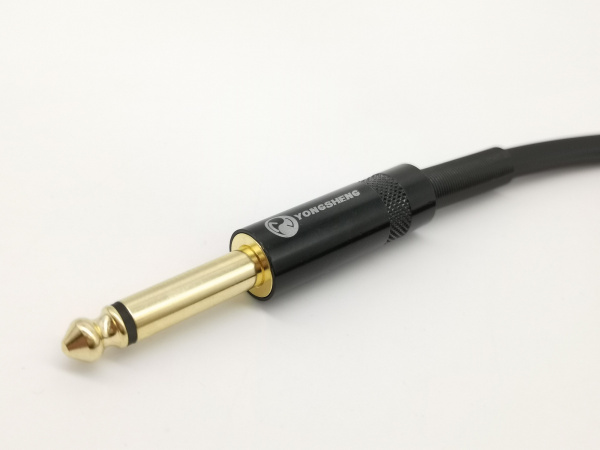 E58-JR-J-0400-0 Кабель инструментальный, 4м, прямой/угловой, ZZcable